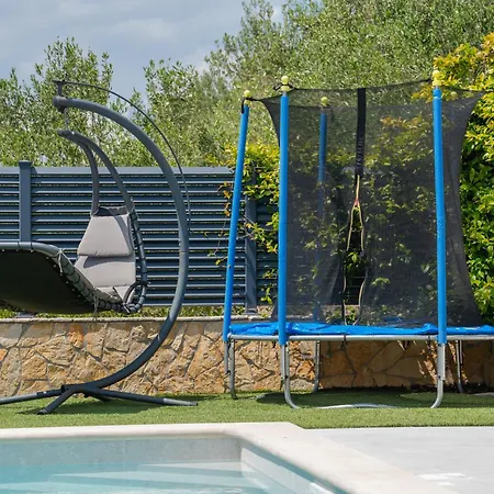Villa Luxury Kristina With Heated Pool Near Omis For 12 Guests Tugare